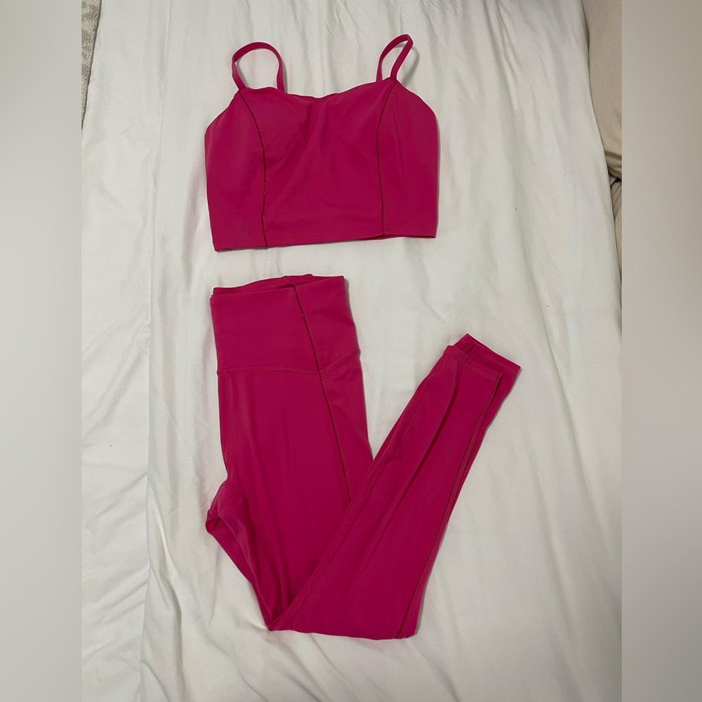 🩷Hot Pink🩷 Joy Lab workout set (both size Medium) *will sell separate*